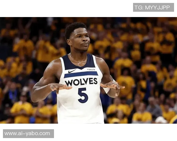 森林狼半场苦战爵士落后2分爱德华兹状态低迷戈贝尔贡献12分7篮板马卡表现抢眼拿下15分