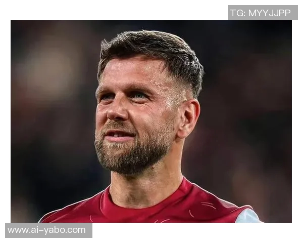 西汉姆联送走菲尔克鲁格可节省130万欧元年薪开支 西汉姆联送走菲尔克鲁格可节省130万欧元年薪开支